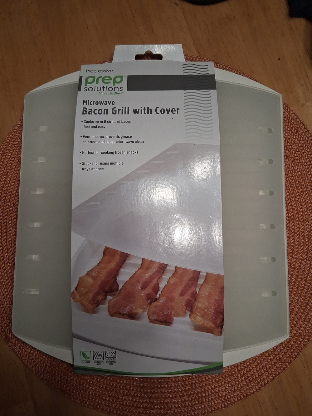Prep Solutions by Progressive Microwave Bacon Grill with Vented Cover Brand New